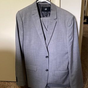 H&M gray suit 40R jacket, 34R pants